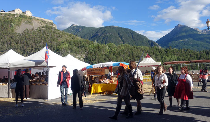 la place du Médecin Général Blanchard