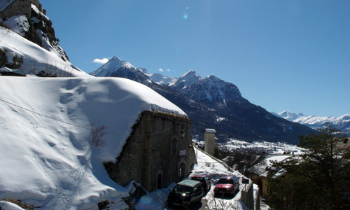 La poudrière à l'entrée du chemin de ronde.