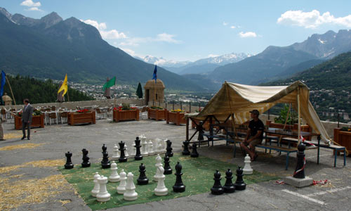 Place Général Eberlé à Briançon.