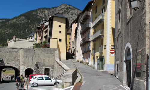 La "petite gargouille" de la cité Vauban à Briançon.
