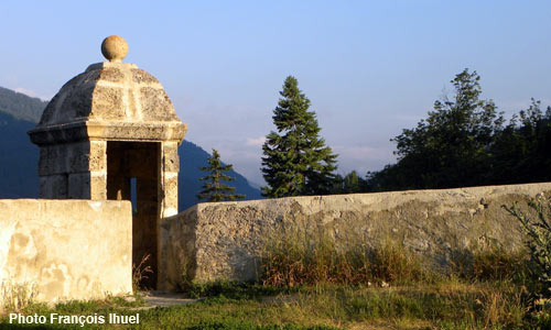 Une échauguette de la cité Vauban à Briançon.