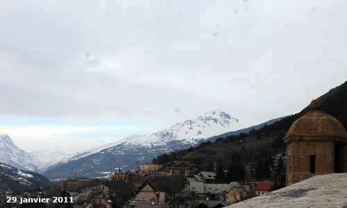 Le Grand Aréa (2868m) au dessus de Briançon.