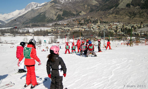 Le Monêtier les Bains (Serre Chevalier 1500) dans la vallée de la Guisane.