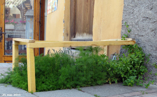 Un jardinet dans la cité Vauban à Briançon.