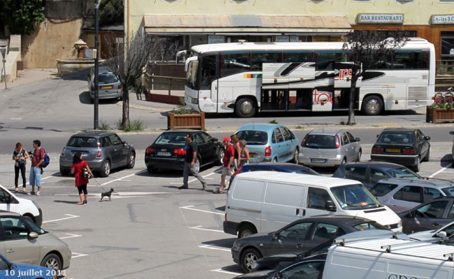 Le parking du Champ de Mars à Briançon.