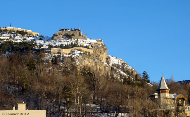 Le fort du Randouillet au dessus de Briançon.