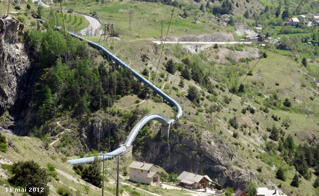 Conduite forcée à L'Argentière la Bessée.