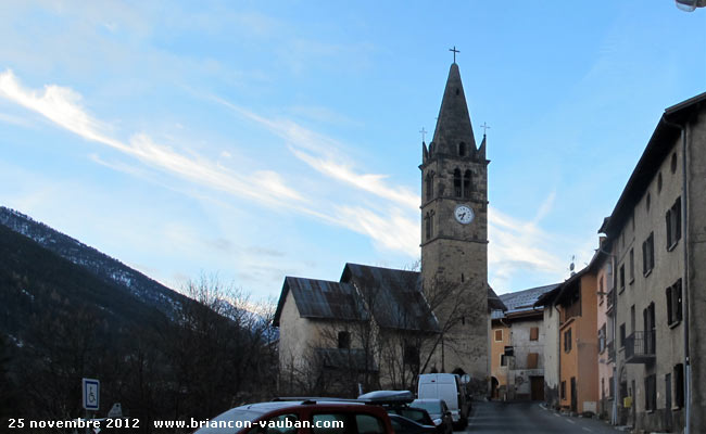 Le village de la Vachette dans la haute vallée de la Durance.