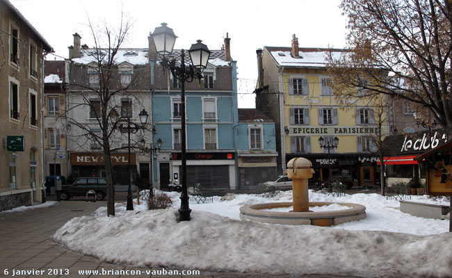 Rue Centrale à Briançon.