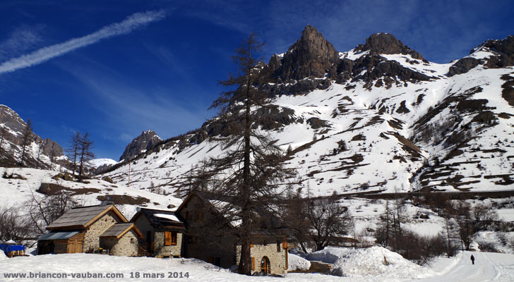 Le Fontenil et l'Aiguillette du Lauzet