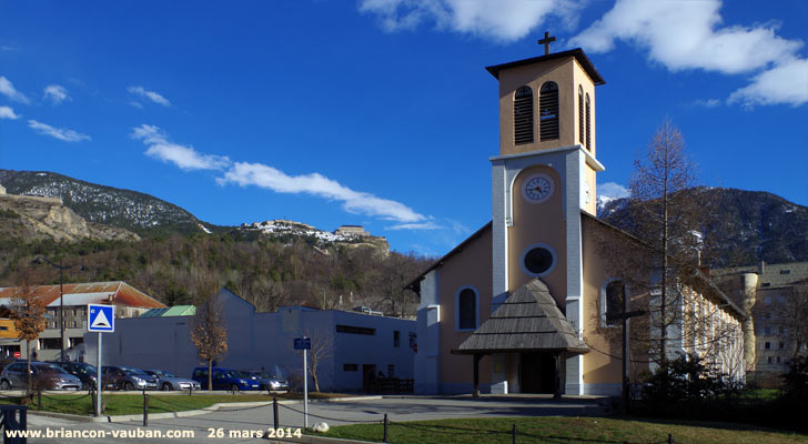 L'église dédiée à sainte Catherine d'Alexandrie située rue Alphand à Briançon.
