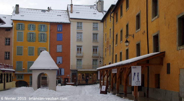 La place d'Armes à Briançon.