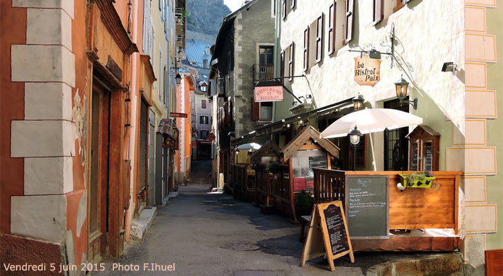 Rue Porte Méane dans la cité Vauban