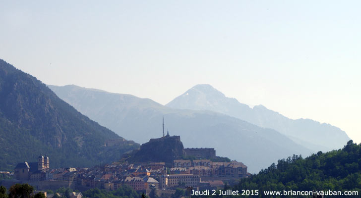 La cité Vauban et le Mont Chaberton