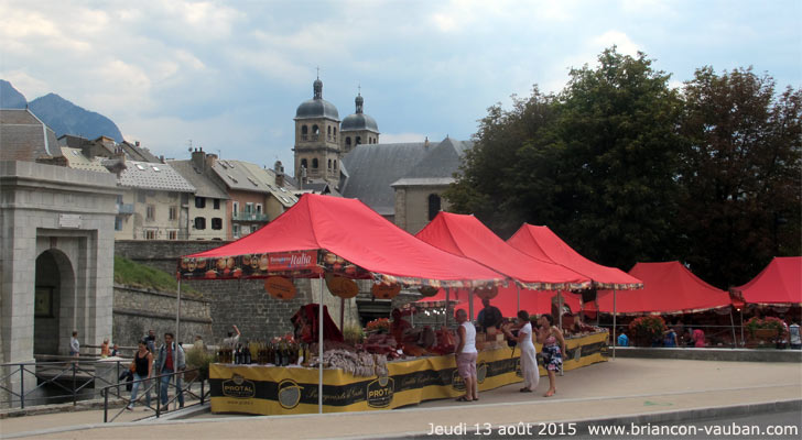 Le marché porte de Pignerol