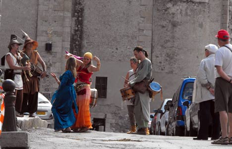 Musiciens dans la Cité historique Vauban à Briançon