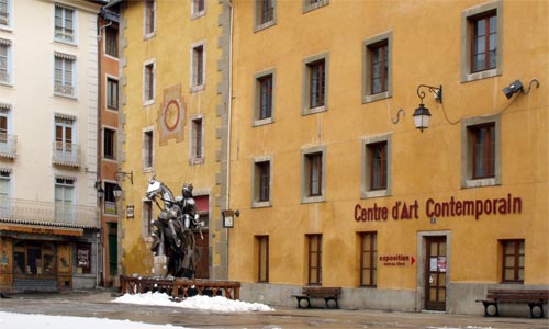 La place d'Armes dans la Cité Vauban d Briançon.