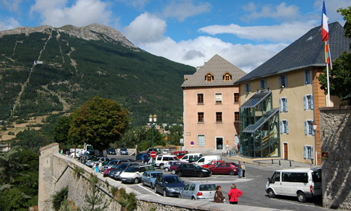 La Maison du Parc des Ecrins dans la cité Vauban à Briançon.