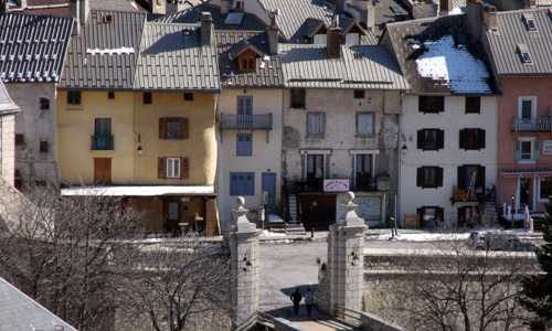 La porte dauphine de la cité Vauban à Briançon.