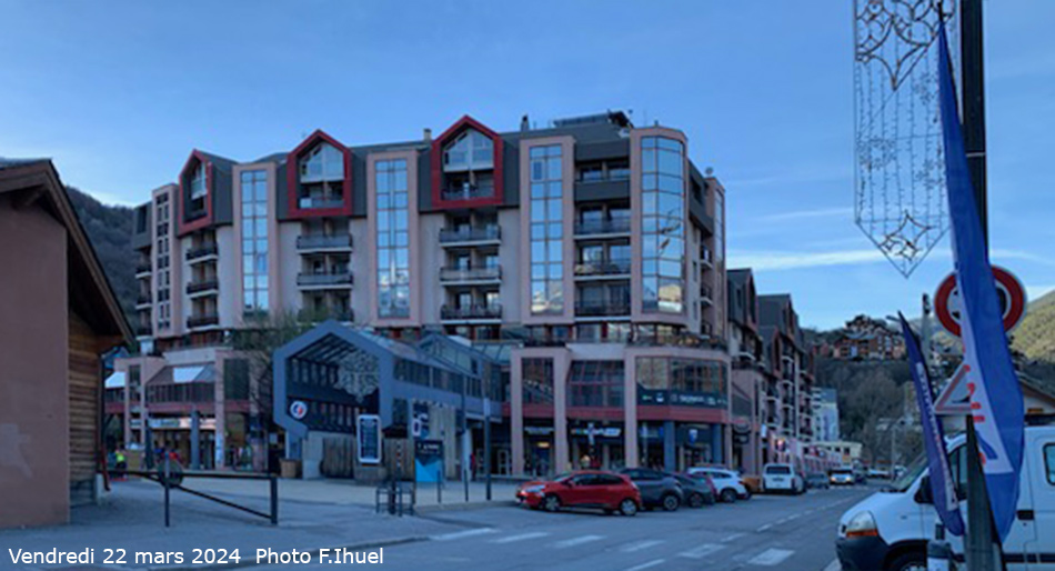 Avenue René Froger