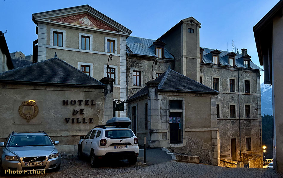 Hotel de Ville
