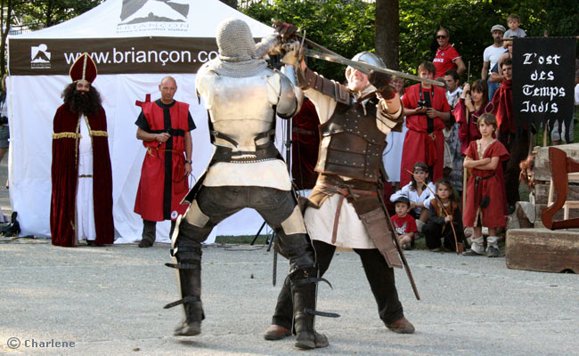 Un Chevalier place Général Eberlé à Briançon