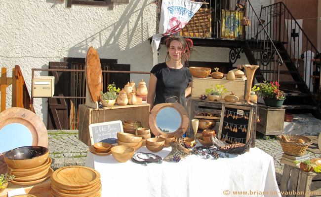 Le marché médiévale avenue Vauban. 